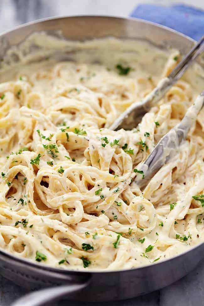 Perfectly Thick Alfredo Sauce