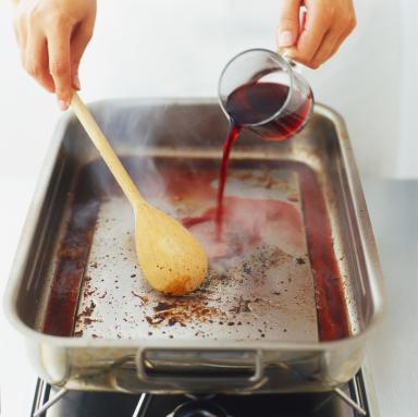 how-to-cook-polish-sausage-deglazing