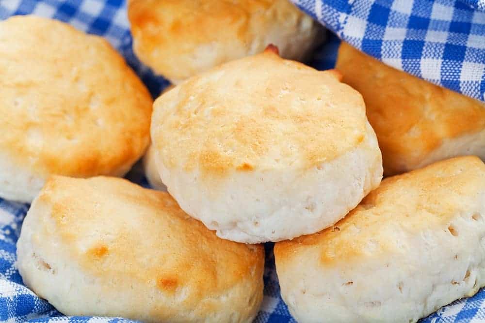 how-to-reheat-biscuits