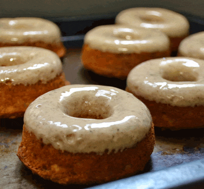 Donuts With Cashew Cinnamon Glaze