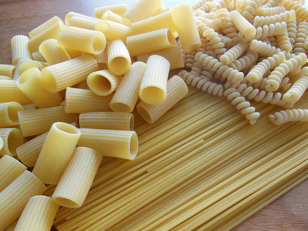Can You Eat Raw Pasta? Is It Bad for Health?
